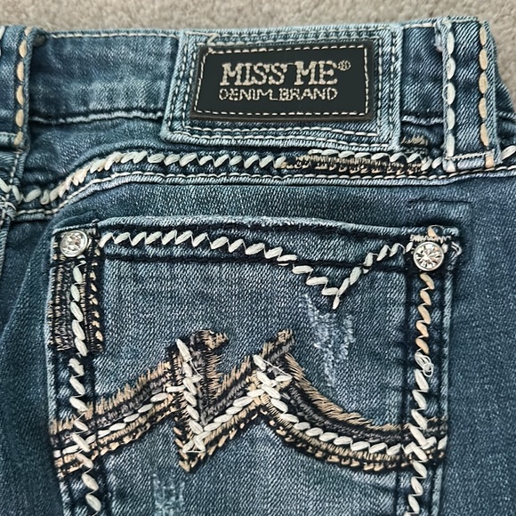Miss Me boyfriend crop size 29 - Picture 4 of 6